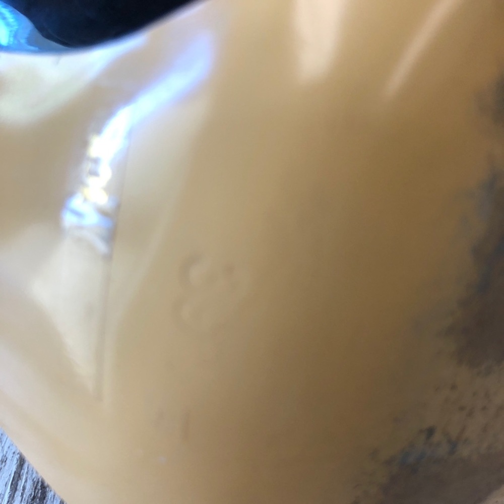 Heels - Picture 6 of 6